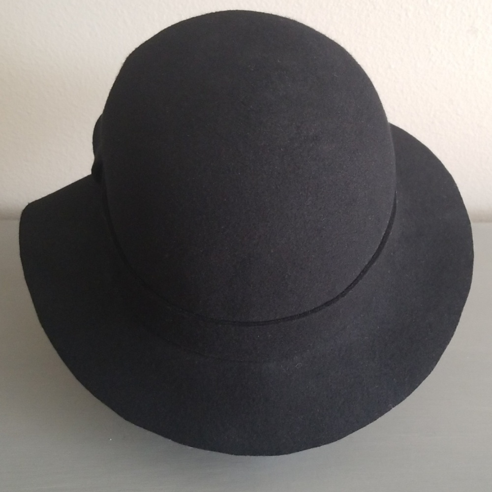 Wool hat - Picture 3 of 8